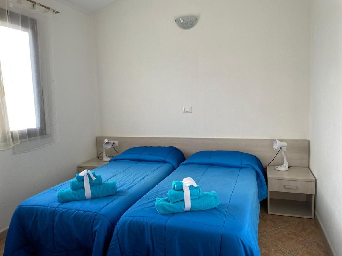 Case Vacanza Onda E Riva Будони Экстерьер фото